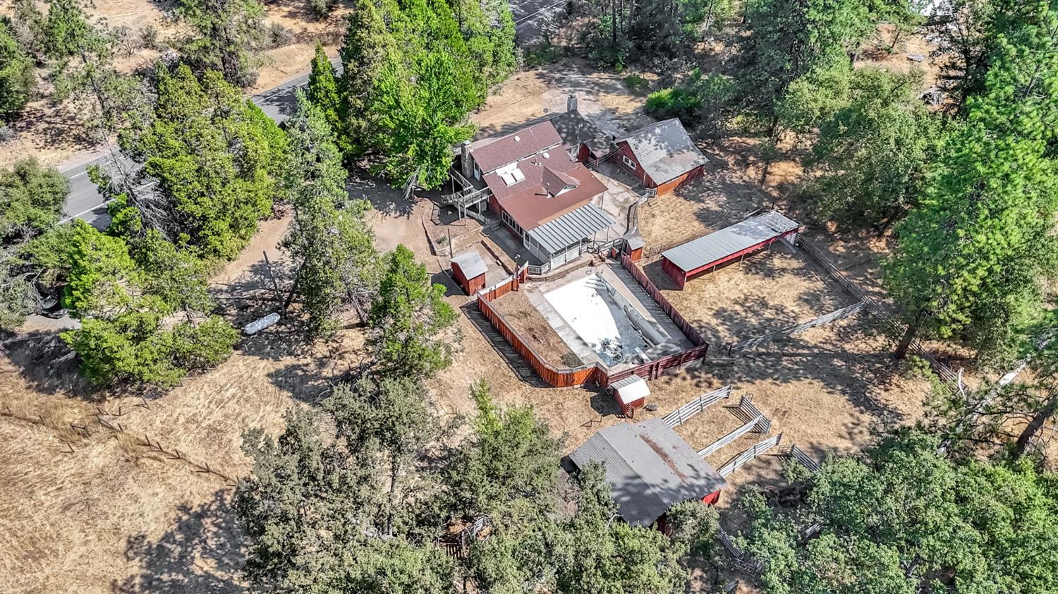 2823 State Highway 49 S, Mariposa, CA 95338