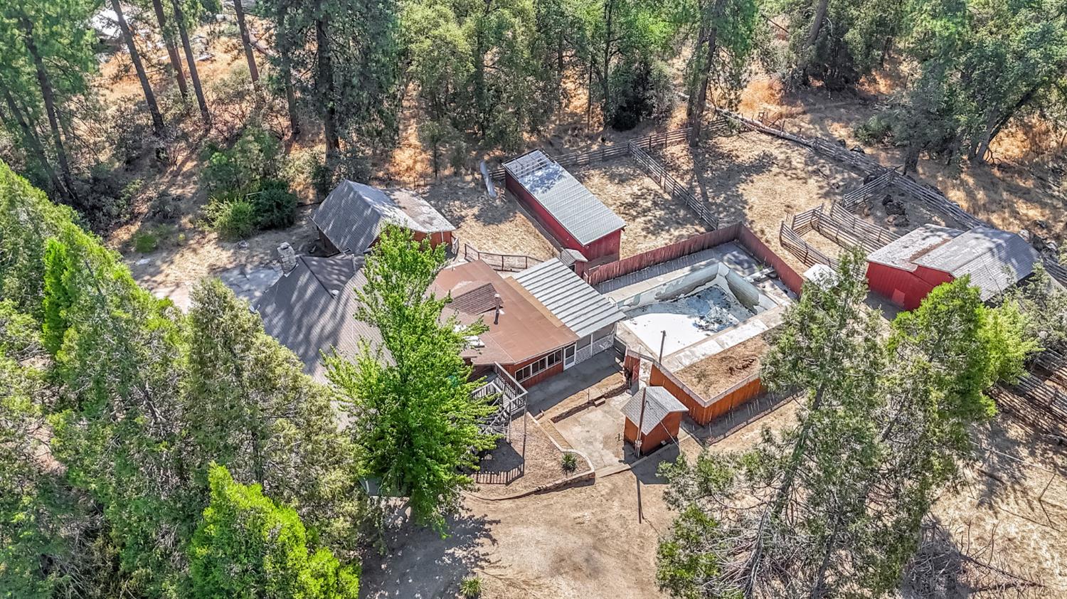 2823 State Highway 49 S, Mariposa, CA 95338