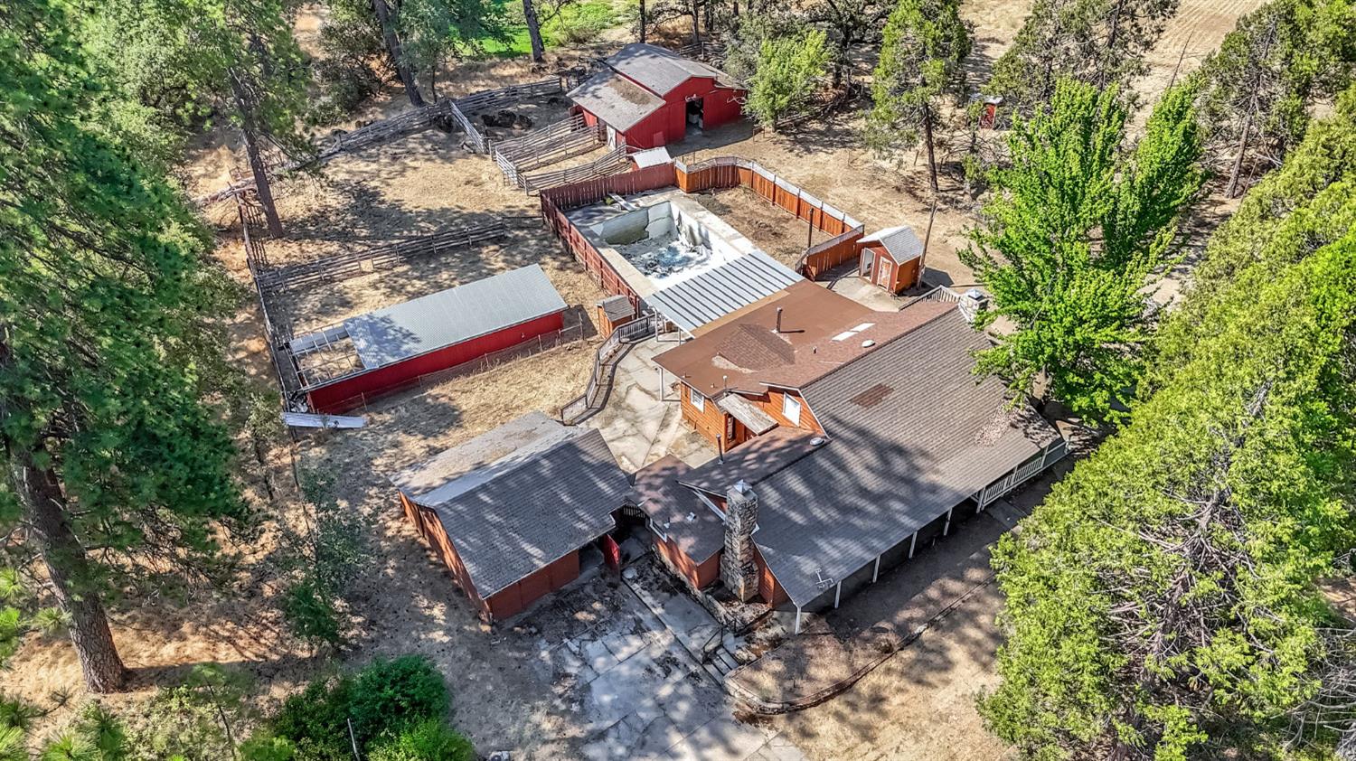 2823 State Highway 49 S, Mariposa, CA 95338