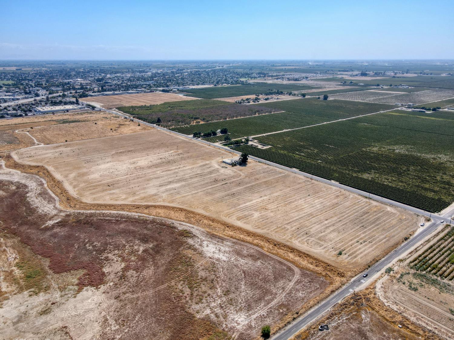 8168 E Floral Ave, Selma, CA 93662