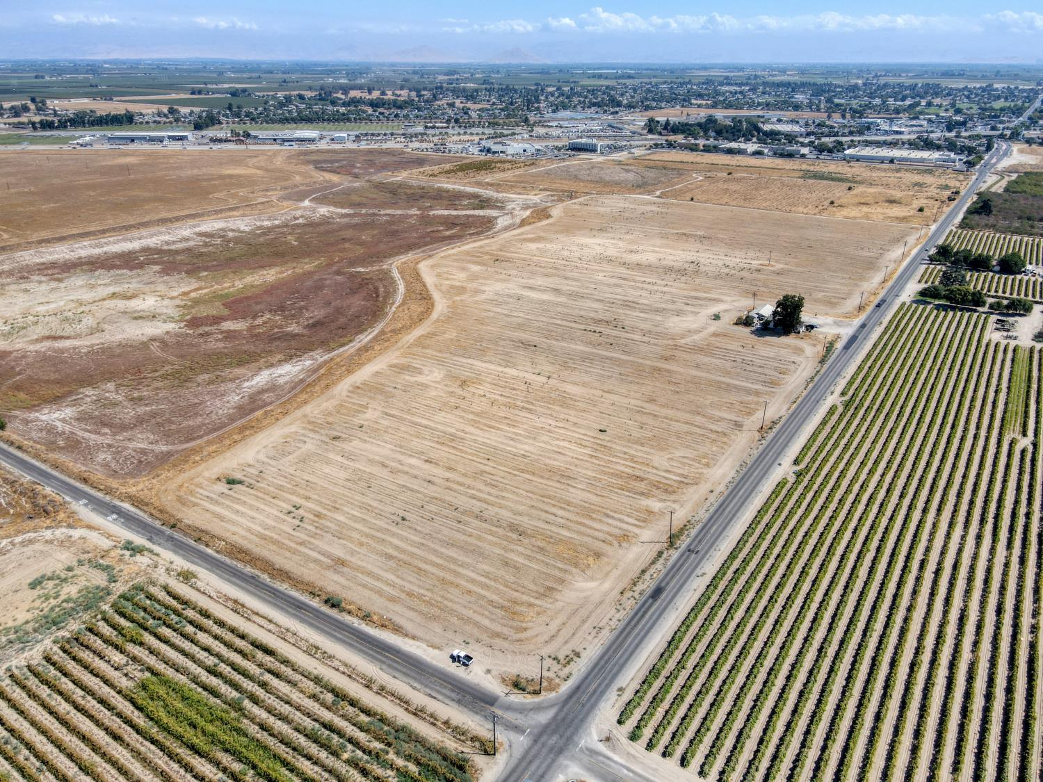 8168 E Floral Ave, Selma, CA 93662