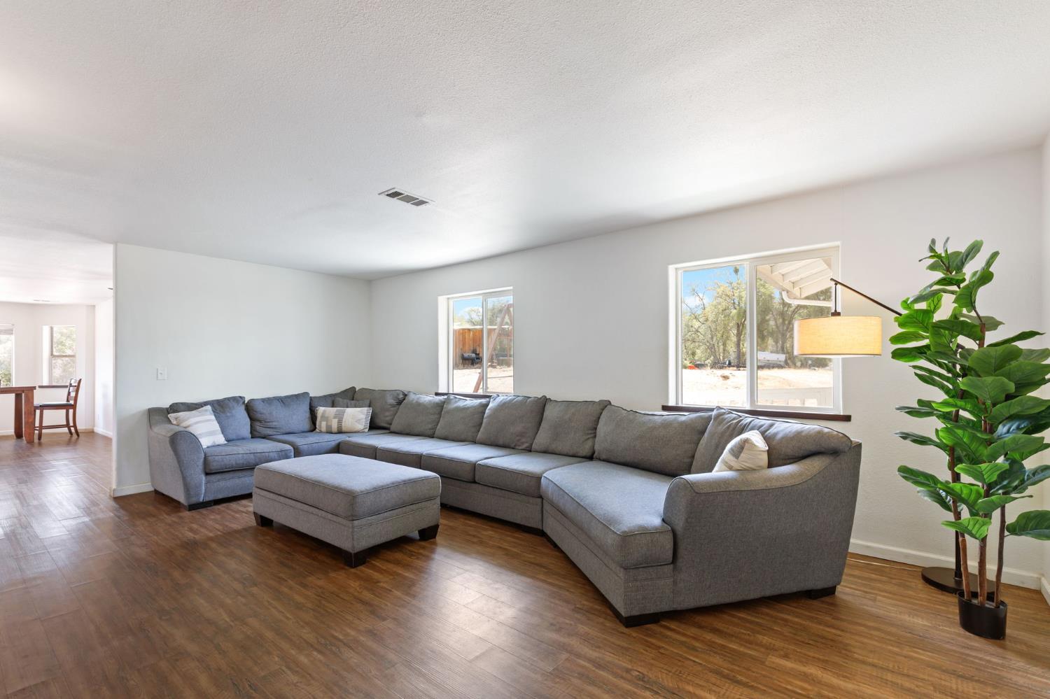 53777 Road 200, O neals, CA 93645