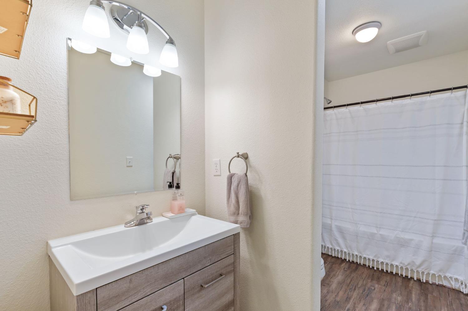 53777 Road 200, O neals, CA 93645