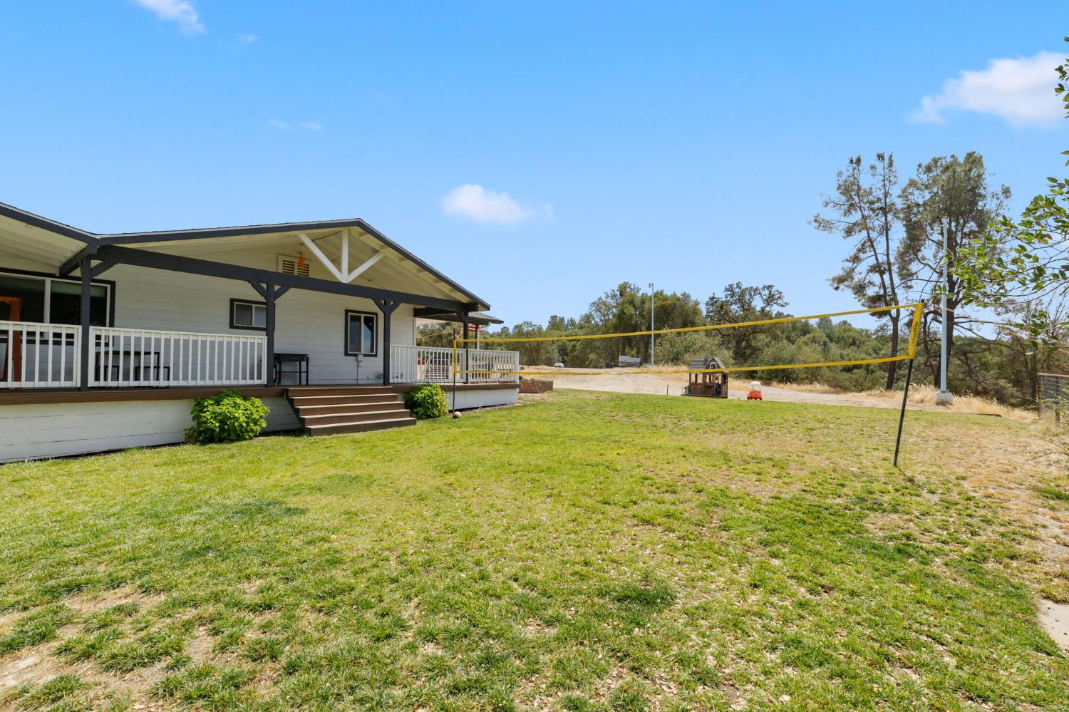 53777 Road 200, O neals, CA 93645