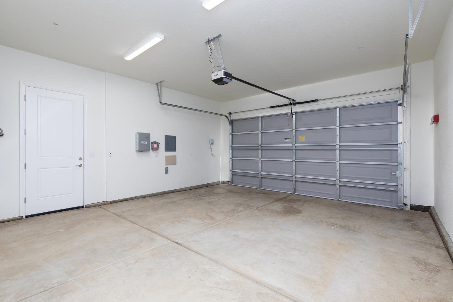 3091 19th Ave, Kingsburg, CA 93631