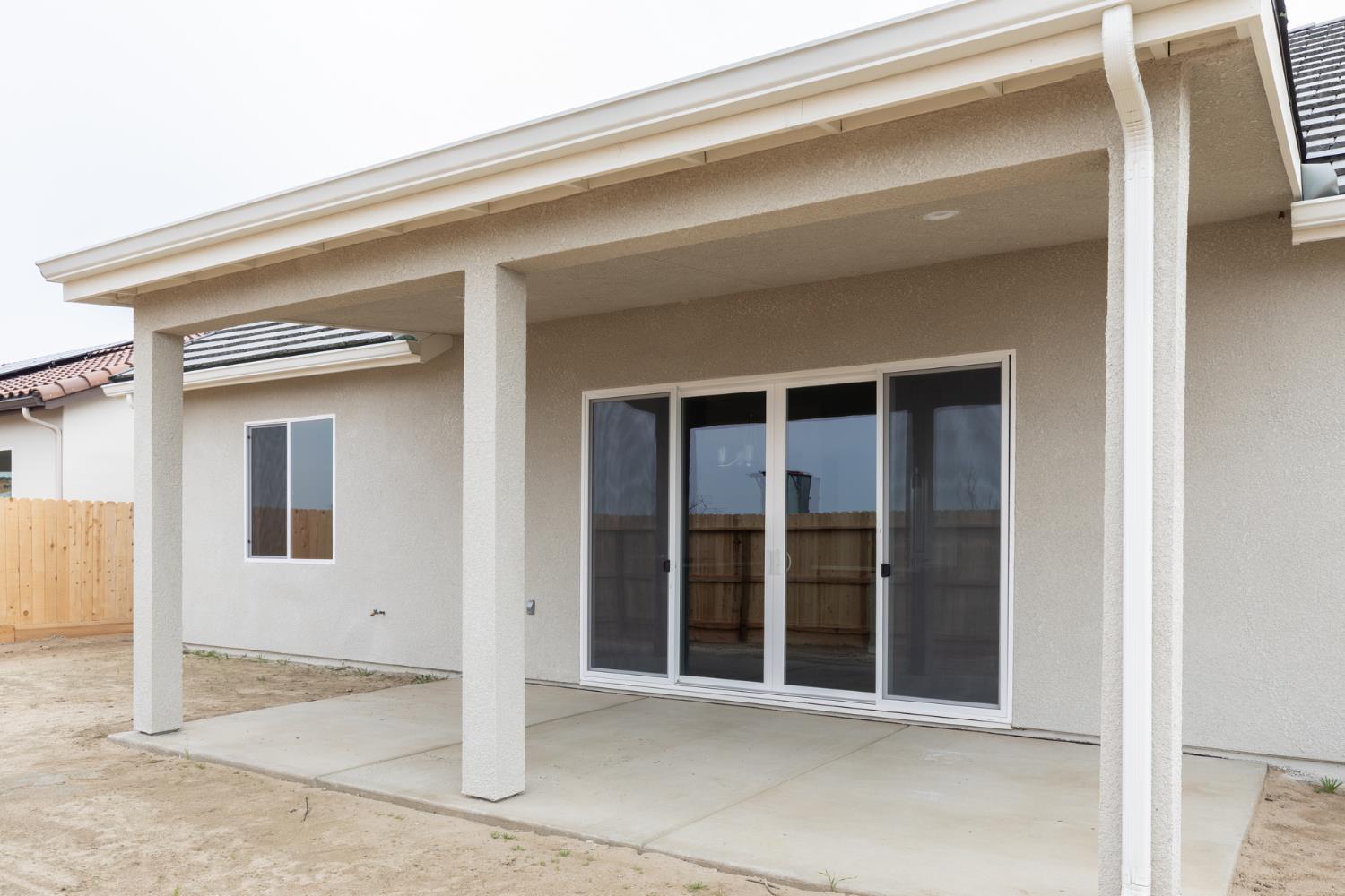 3091 19th Ave, Kingsburg, CA 93631