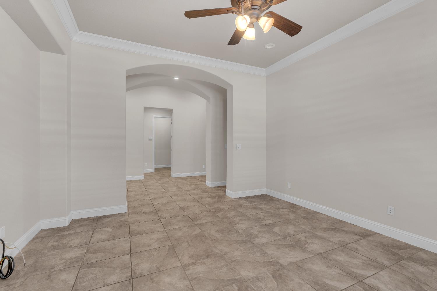 3560 Bloomfield Ln, Clovis, CA 93619