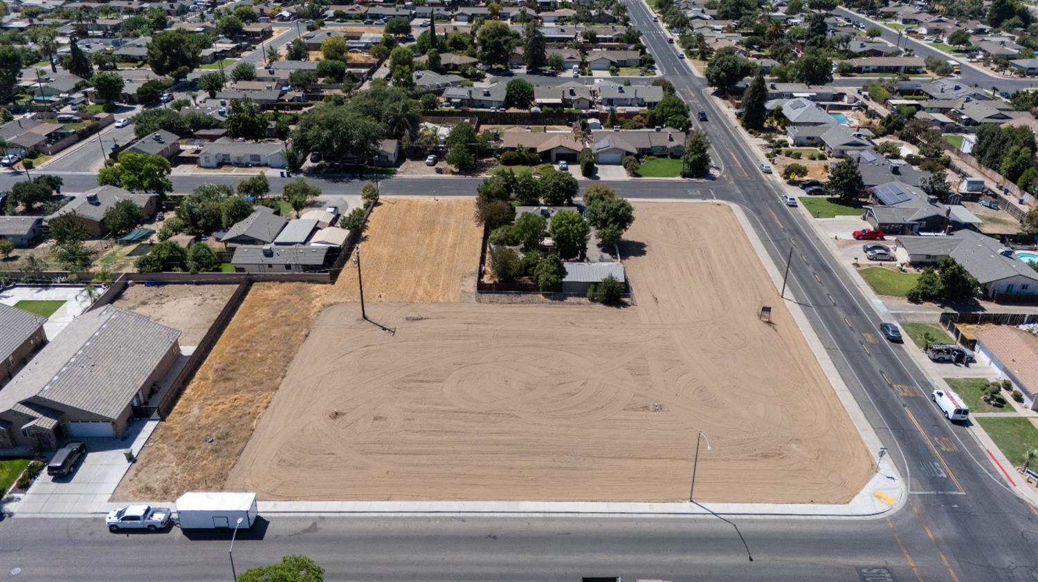 0 0 N Hayes Ave, Dinuba, CA 93618