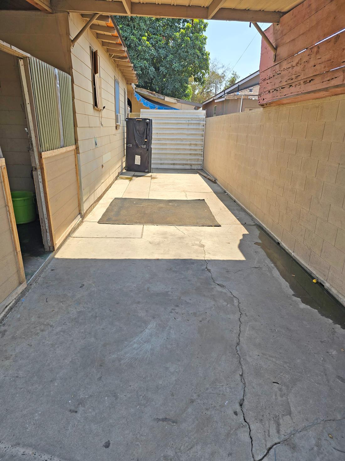 2217 E Webster Ave, Fresno, CA 93701