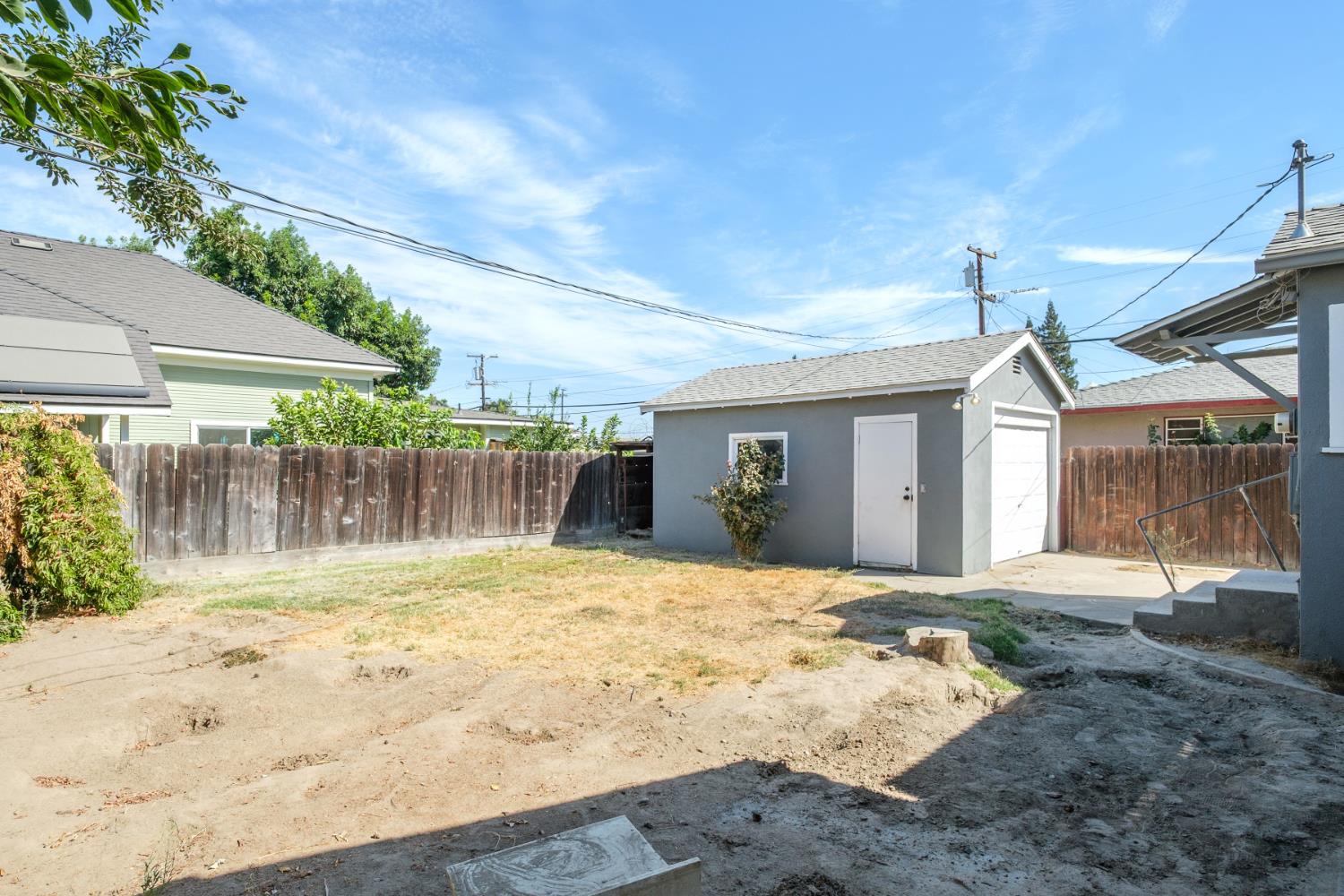2043 11Th St, Reedley, CA 93654