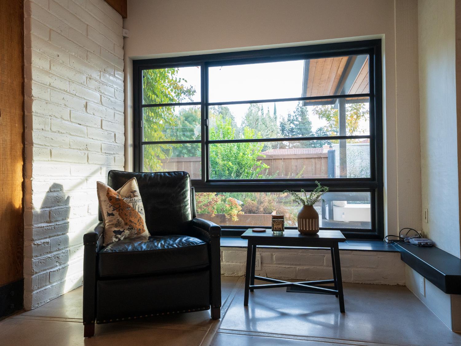 2284 W Palo Alto Ave, Fresno, CA 93711