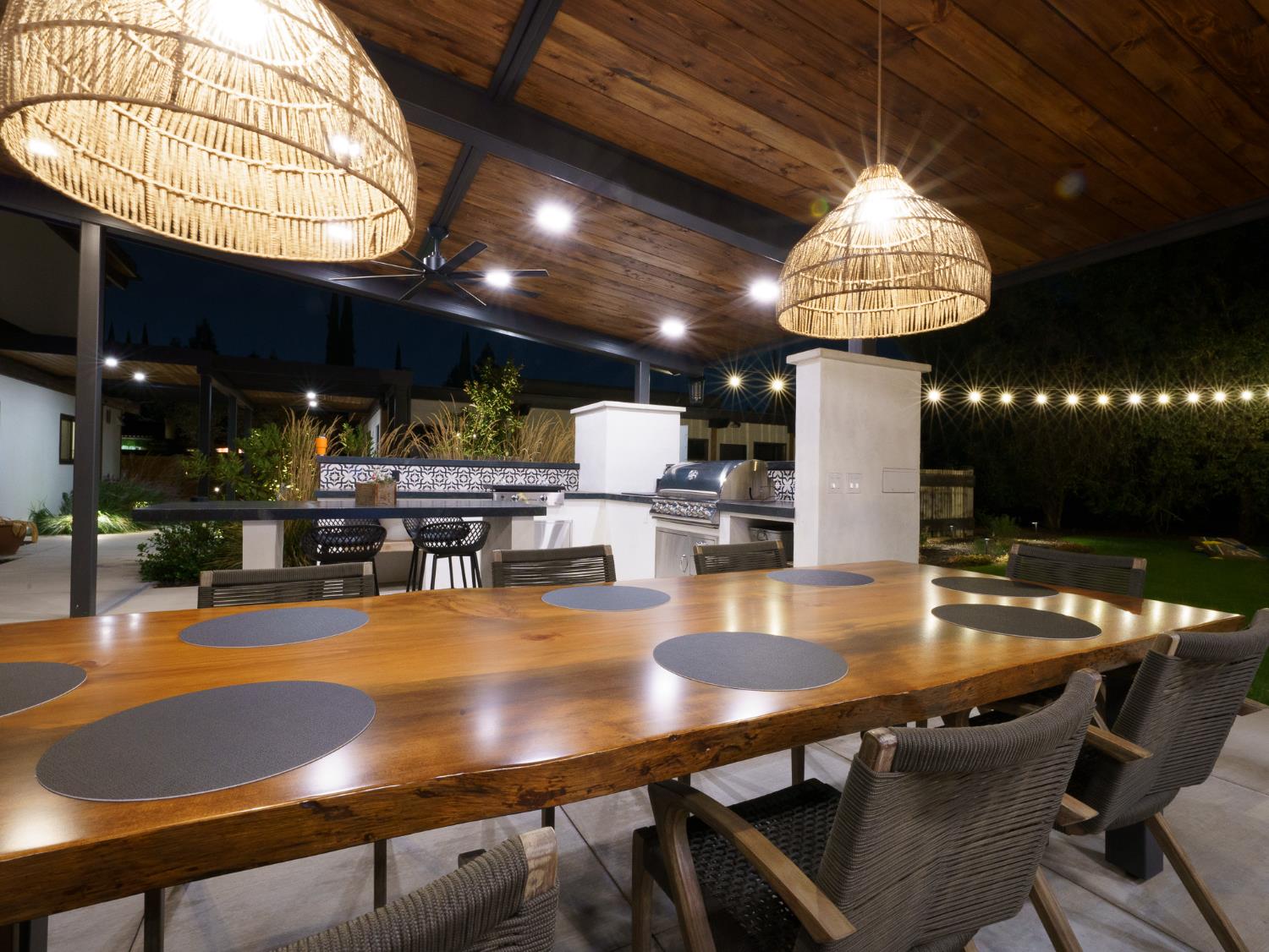 2284 W Palo Alto Ave, Fresno, CA 93711