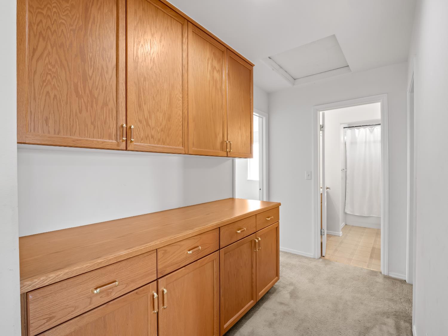 5779 W Bluff Ave, Fresno, CA 93722