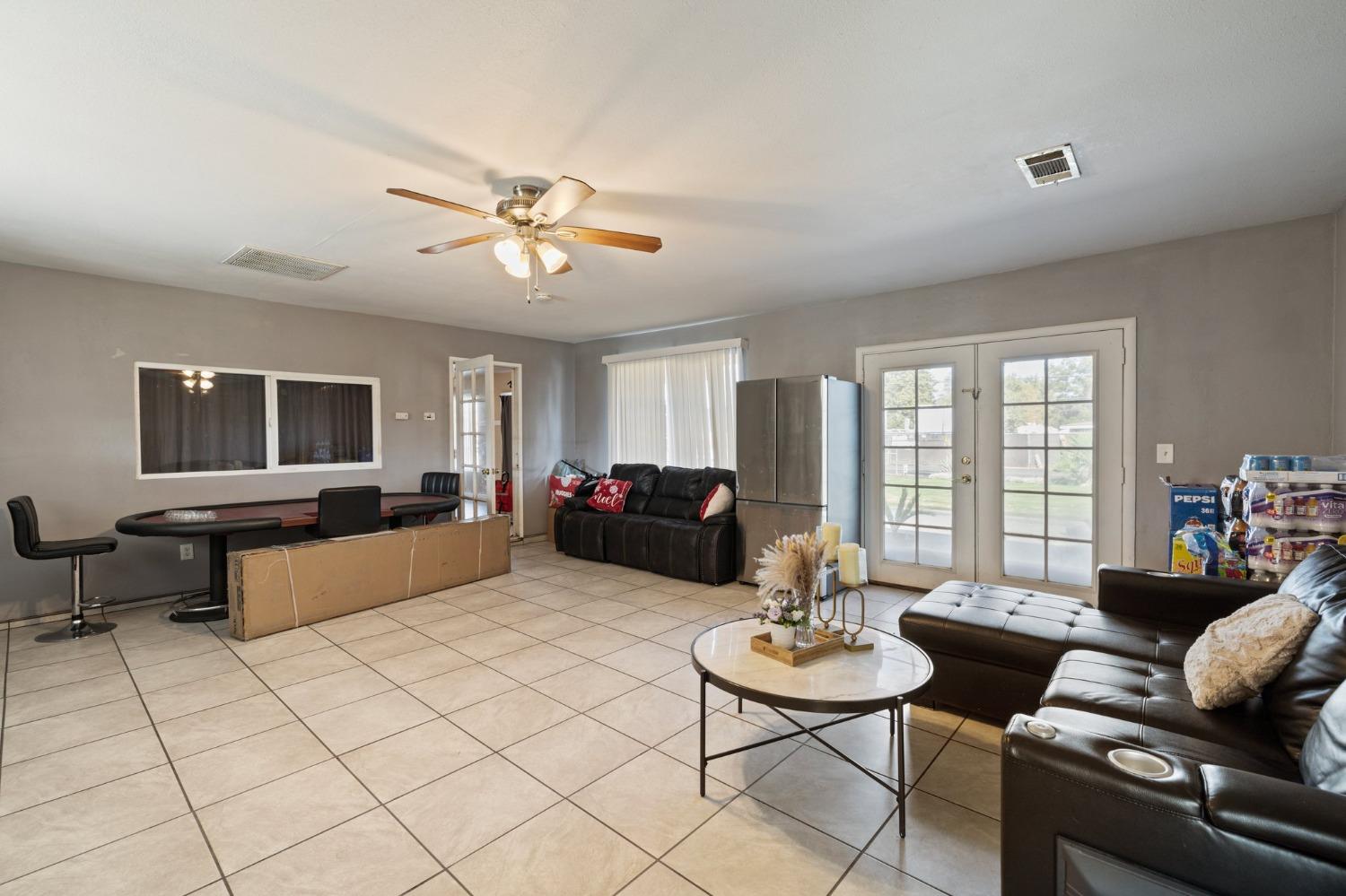 4765 W Shields Ave, Fresno, CA 93722