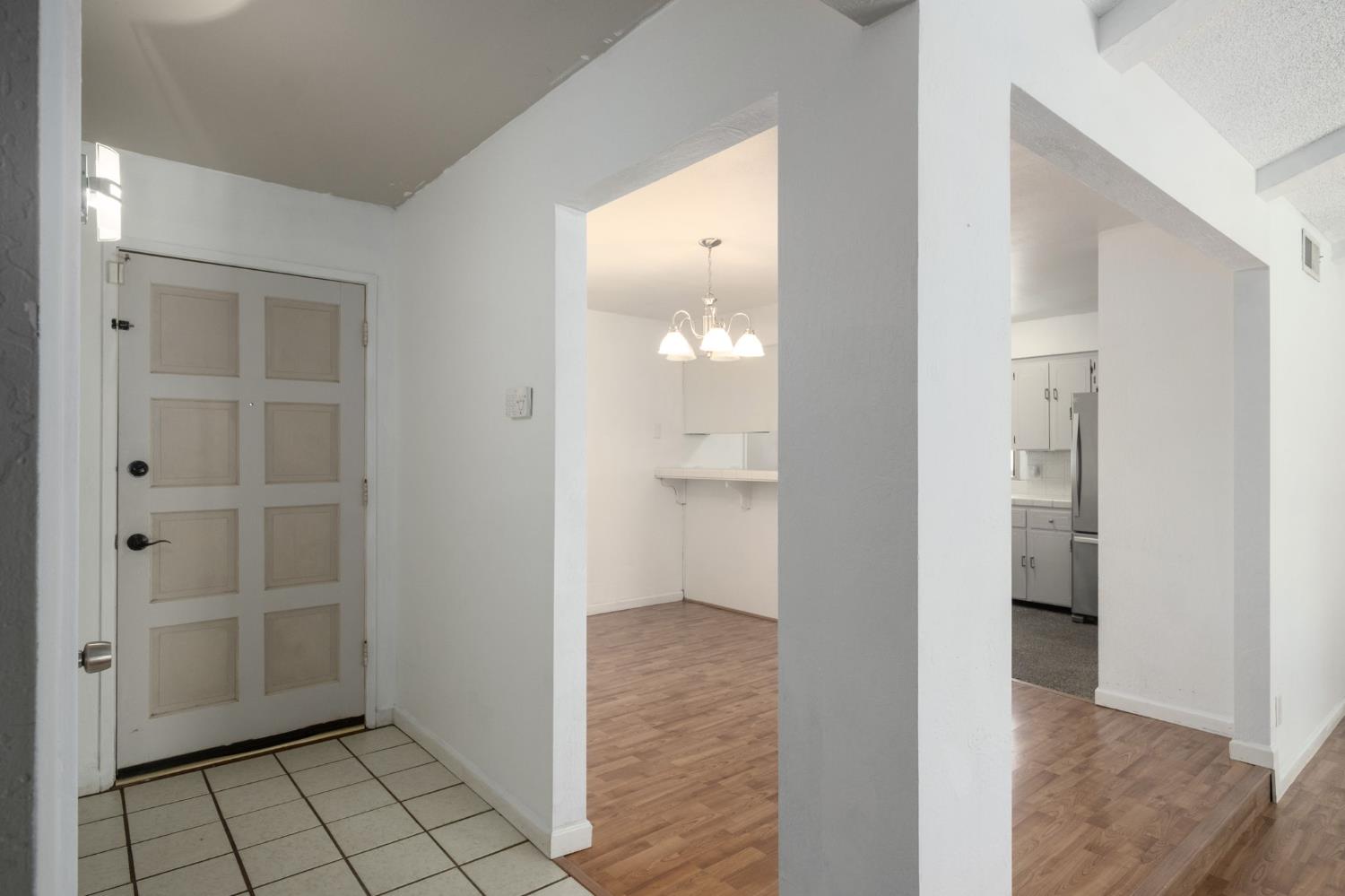 1488 Alamos Ave, Clovis, CA 93611