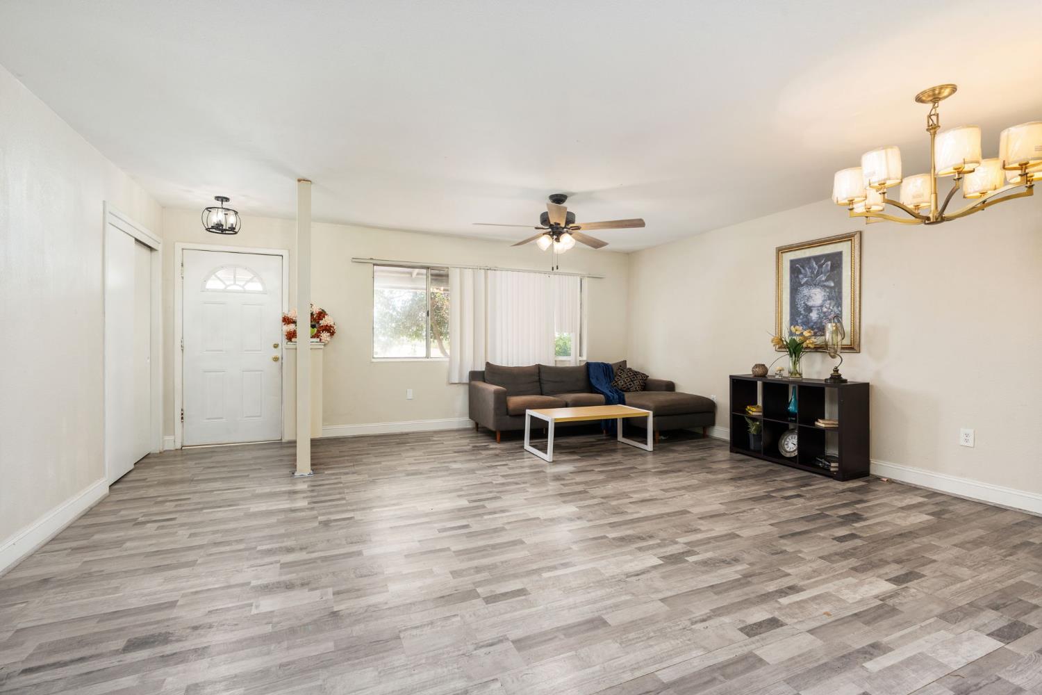 19520 Western Way, Madera, CA 93638