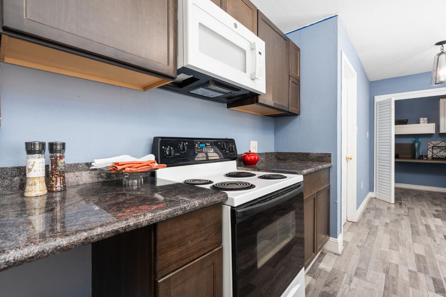 19520 Western Way, Madera, CA 93638