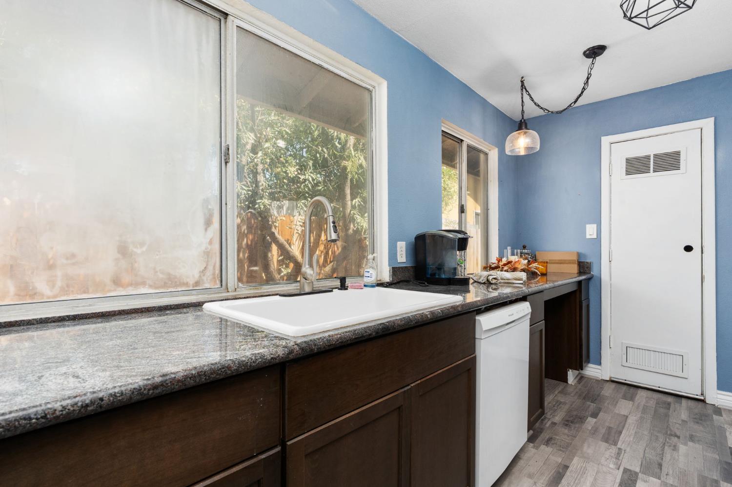 19520 Western Way, Madera, CA 93638