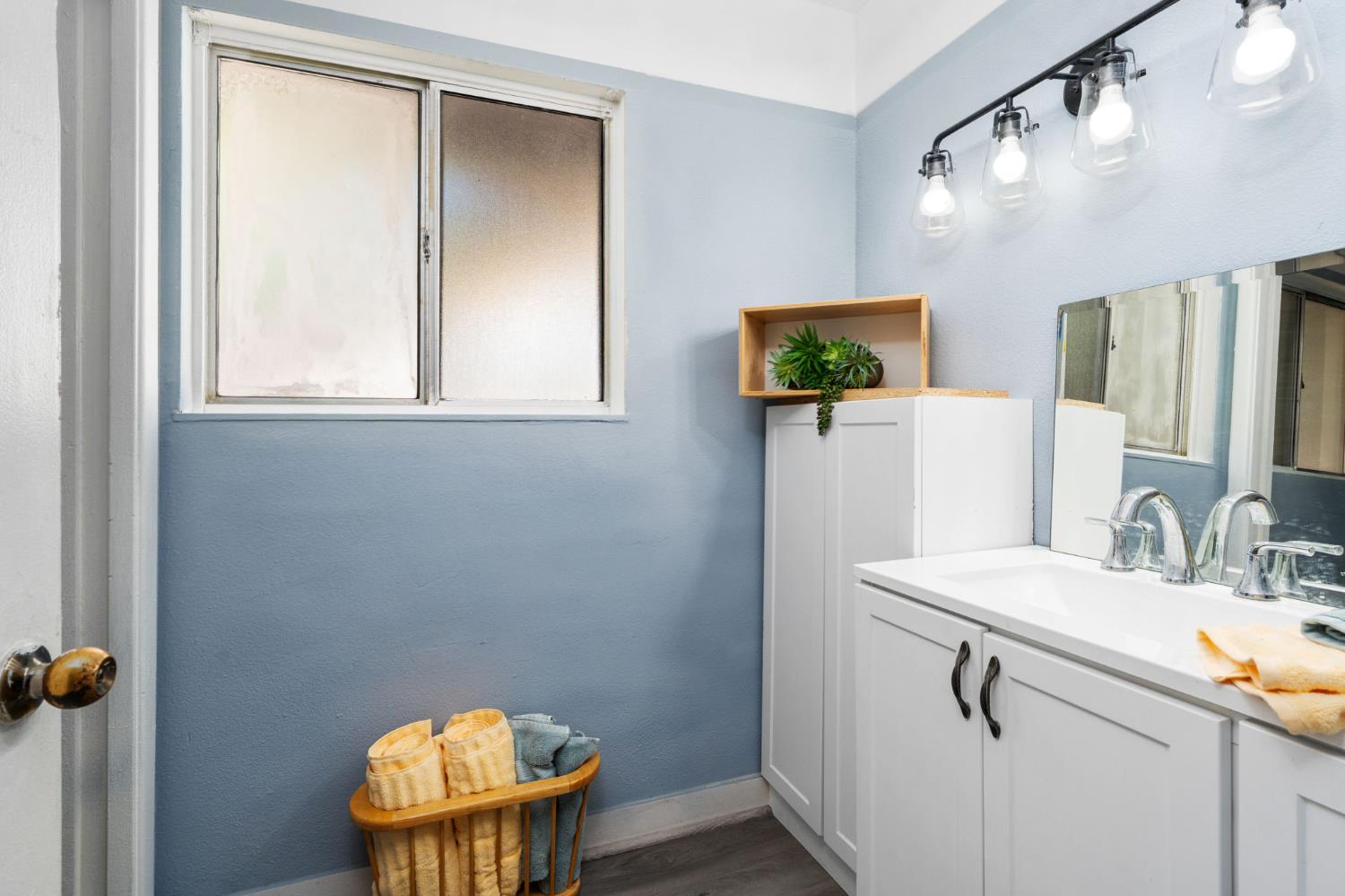 19520 Western Way, Madera, CA 93638