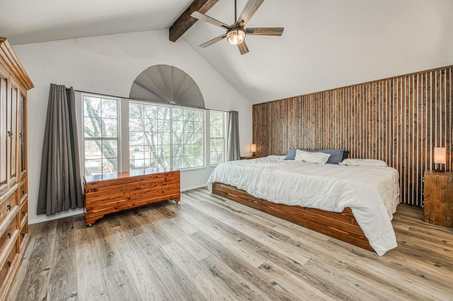 41981 Wild Horse Ct, Coarsegold, CA 93614