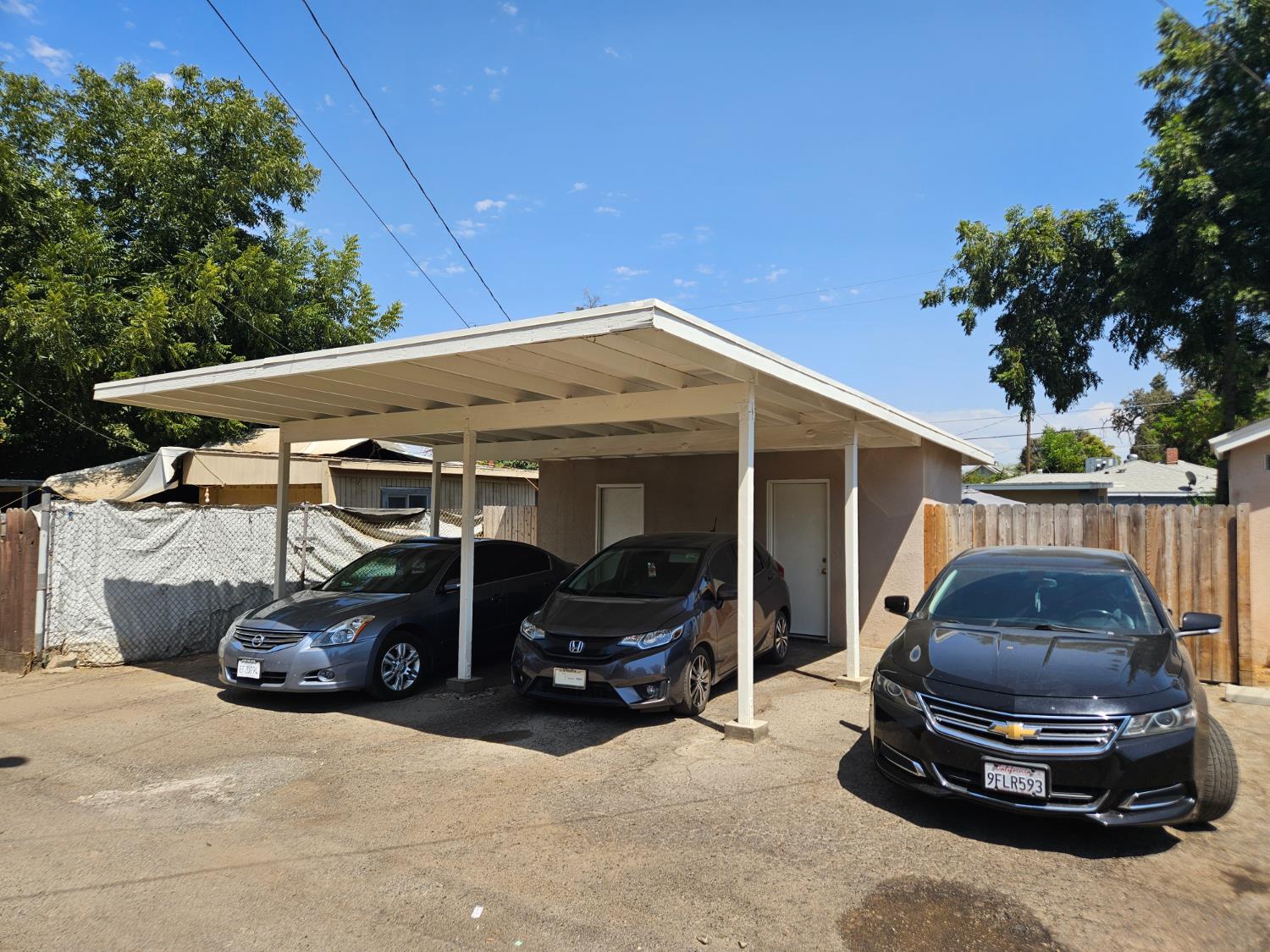 422 440 W Race Ave, Visalia, CA 93291