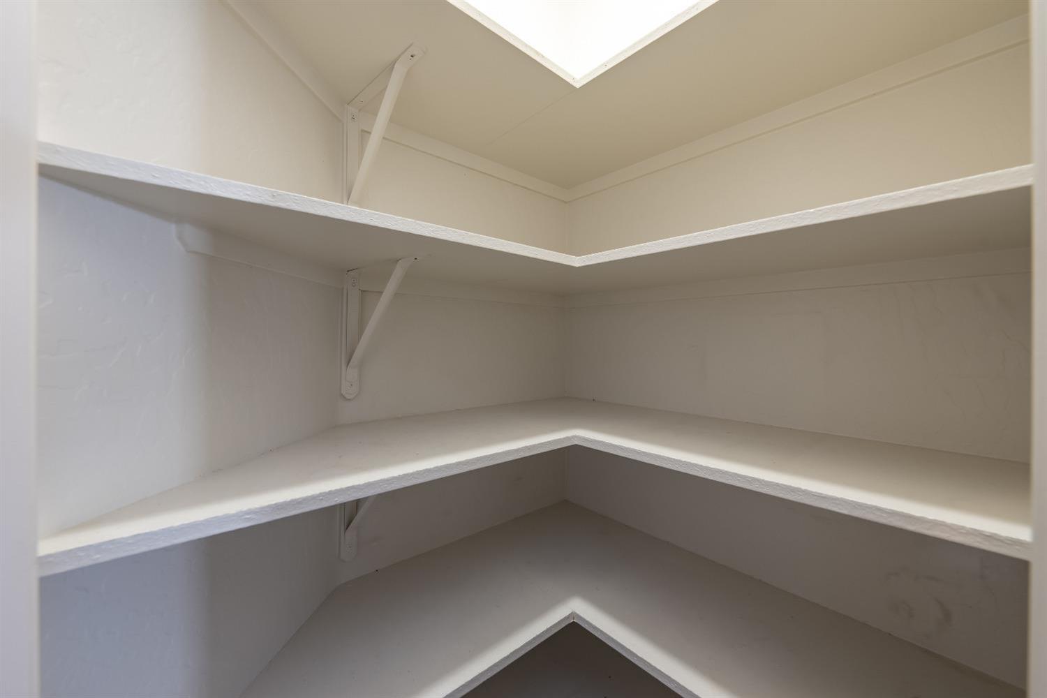 1589 Medellin Ln, Clovis, CA 93619