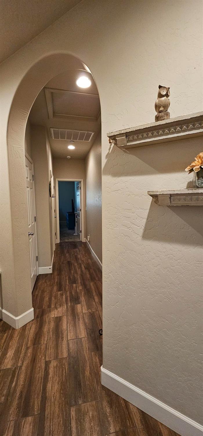 1589 Medellin Ln, Clovis, CA 93619