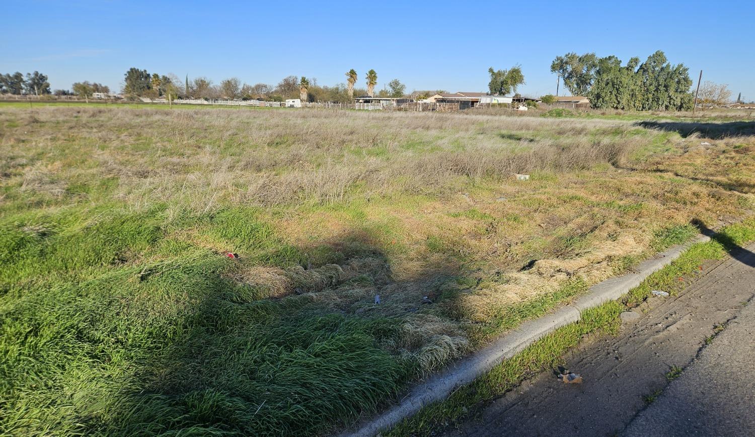 0 0 Blossom, Dos Palos, CA 93620