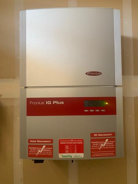 3233 Robinwood Ave, Clovis, CA 93619