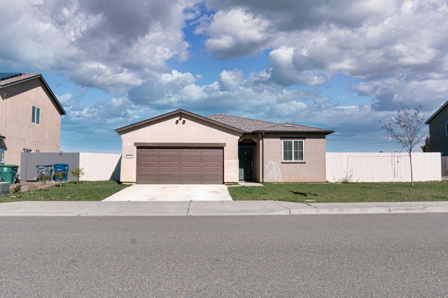 2110 Conadria Ave, Chowchilla, CA 93610