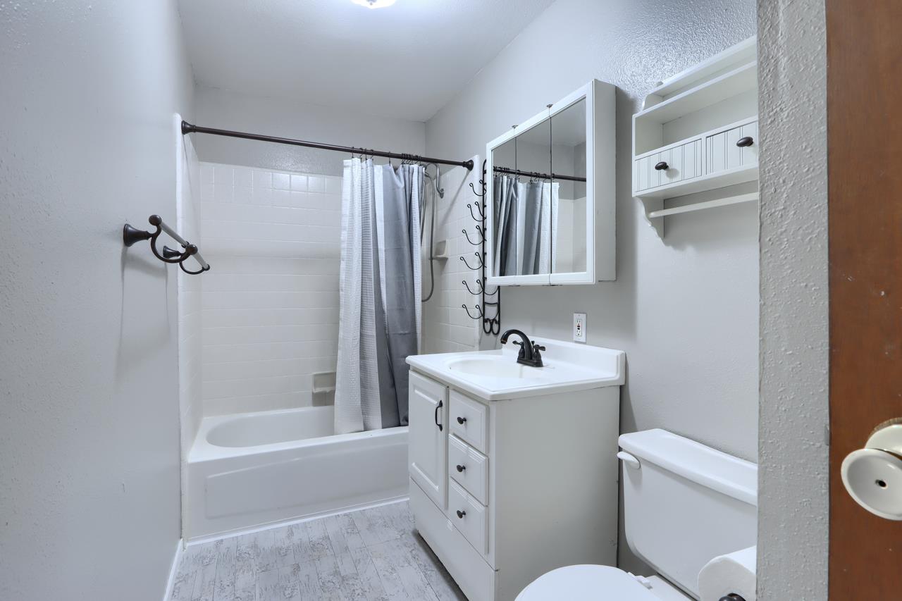 7115 Hites Cove Rd, Mariposa, CA 95338