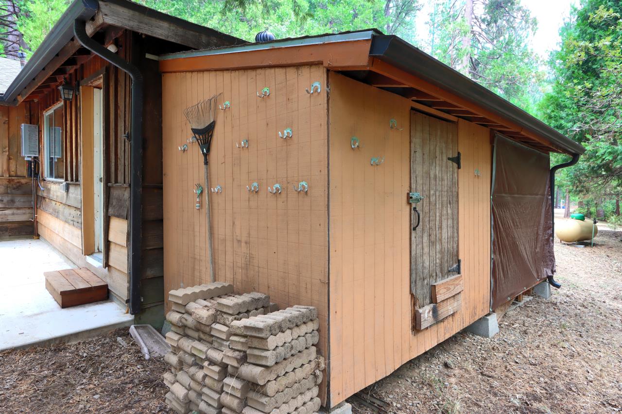 7115 Hites Cove Rd, Mariposa, CA 95338