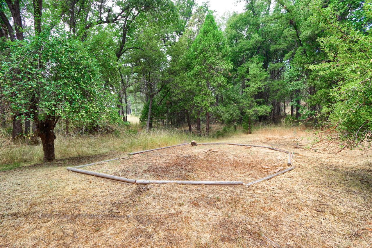 7115 Hites Cove Rd, Mariposa, CA 95338