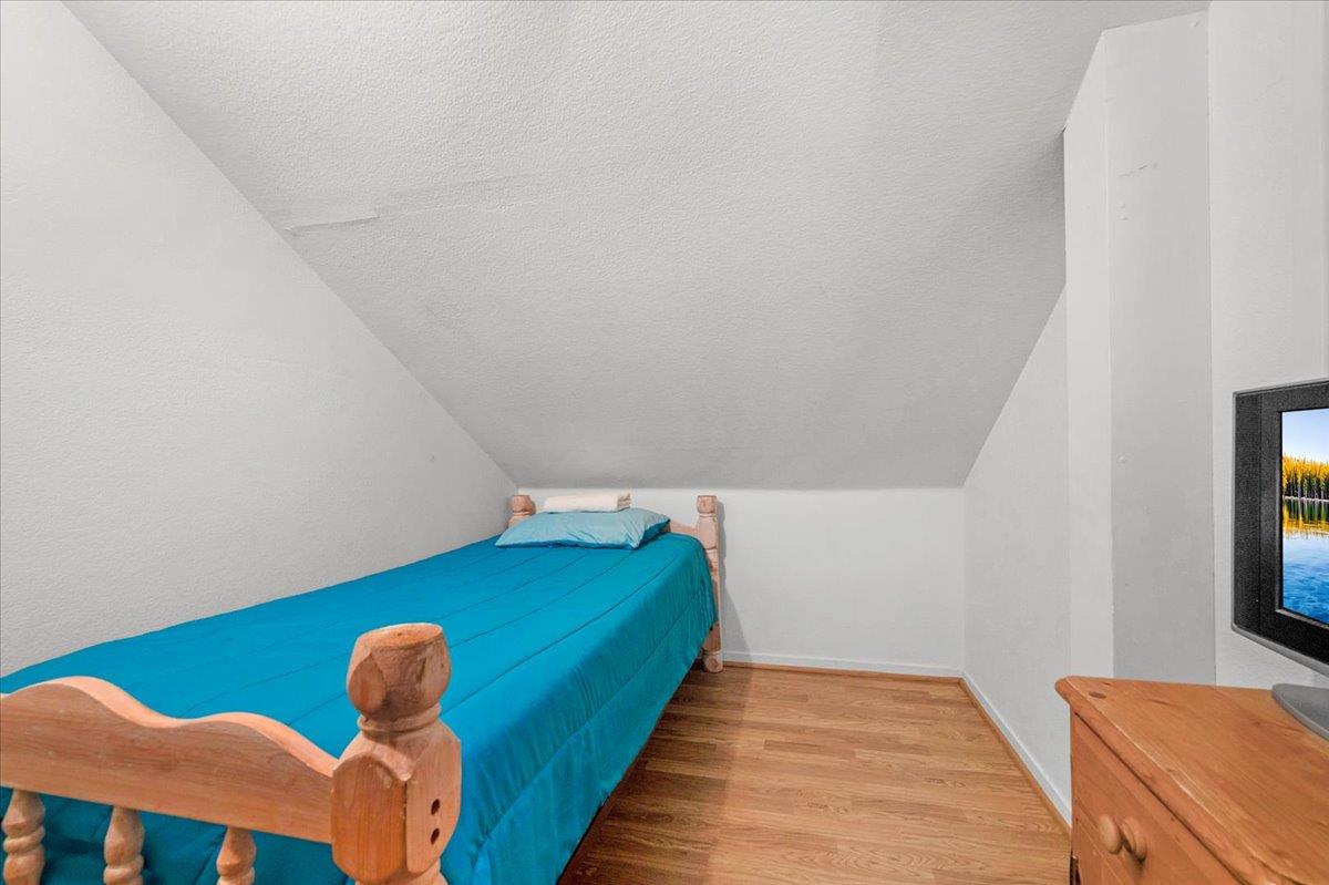 39536 Musick Falls Rd, Shaver Lake, CA 93664