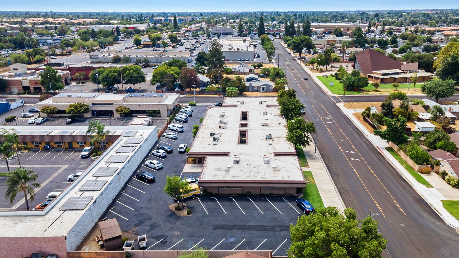 1629 Pollasky Ave, Clovis, CA 93612