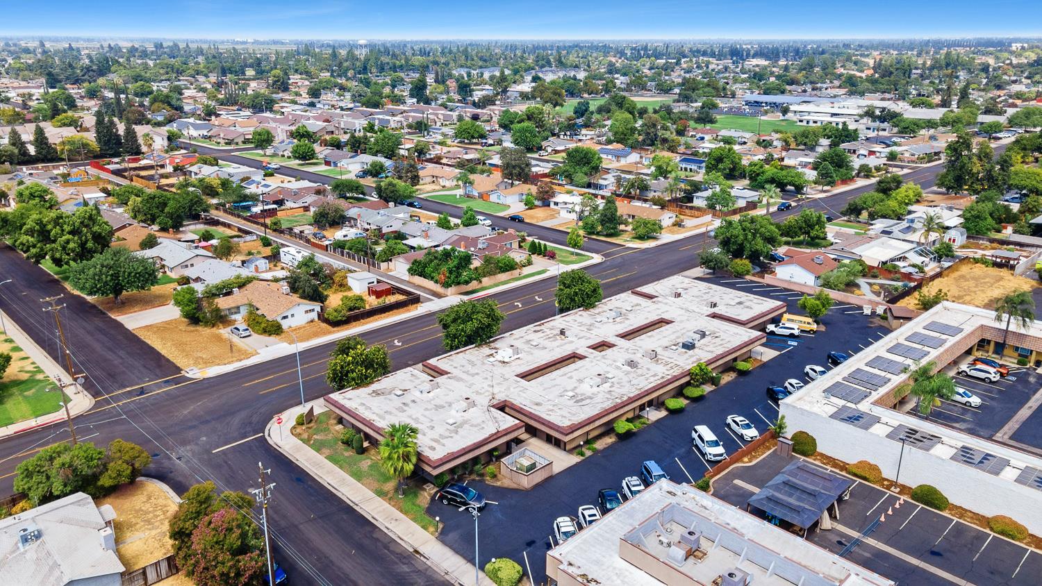 1629 Pollasky Ave, Clovis, CA 93612