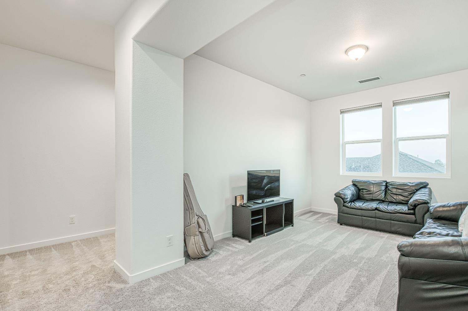 849 Livio Way, Madera, CA 93636