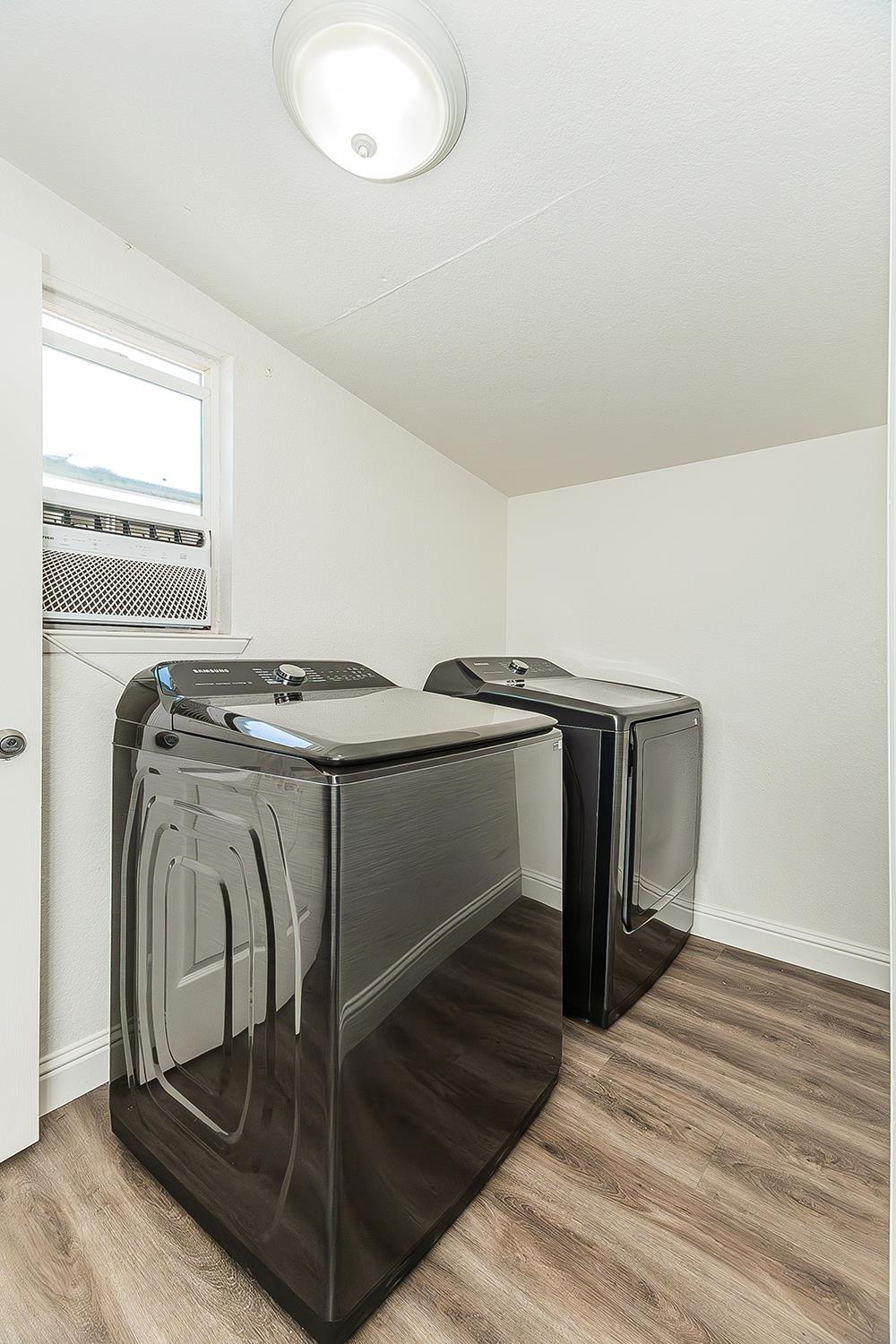 1517 Stillman St, Selma, CA 93662