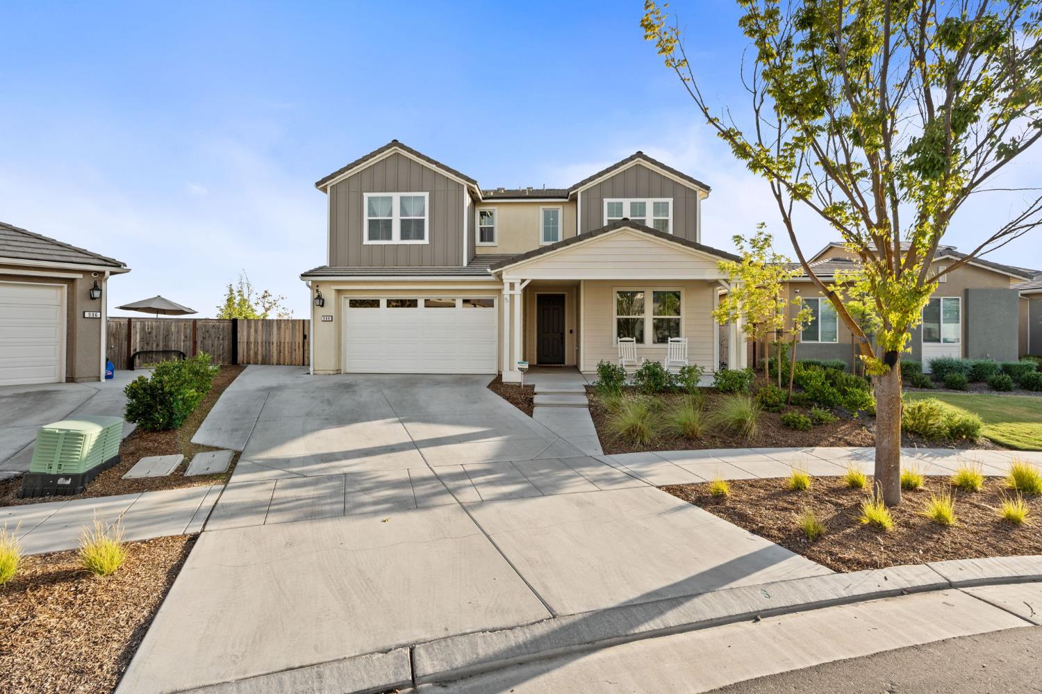 988 Horizon Dr, Madera, CA 93636