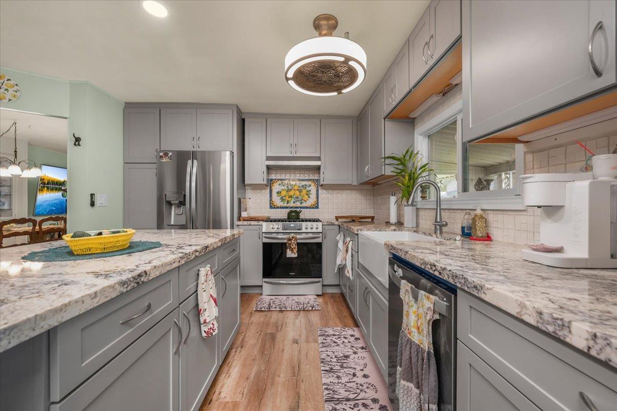 339 N Frankwood #29, Sanger, CA 93657