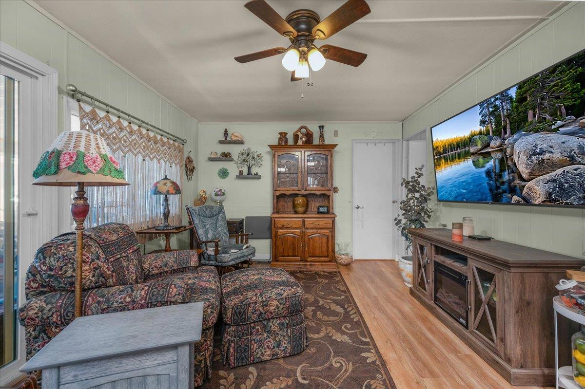 339 N Frankwood #29, Sanger, CA 93657