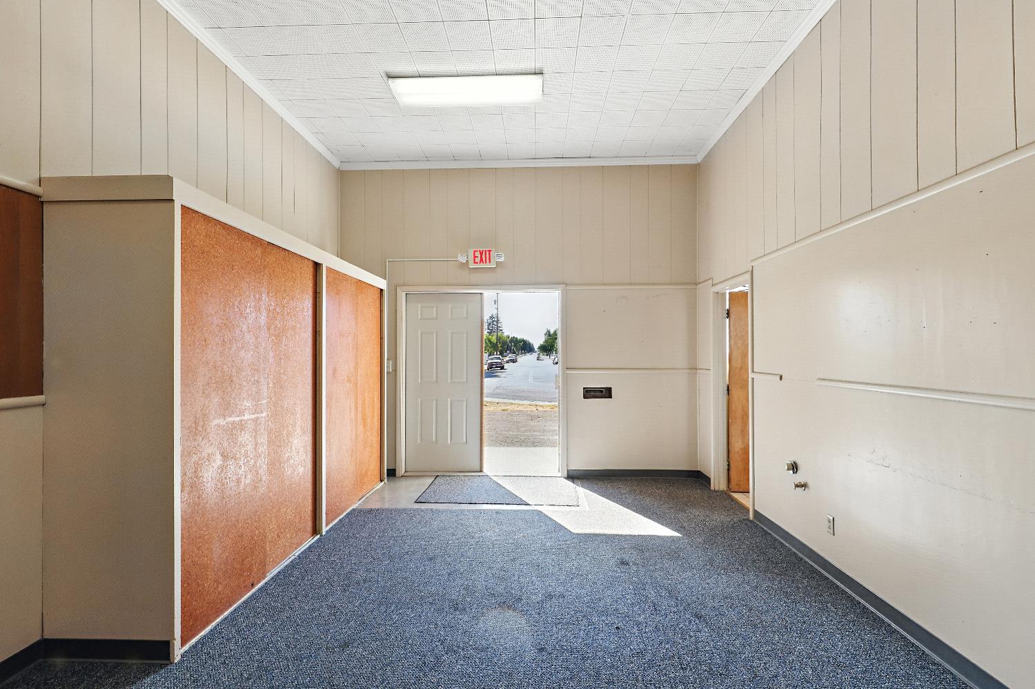 224 Ventura Ave, Chowchilla, CA 93610