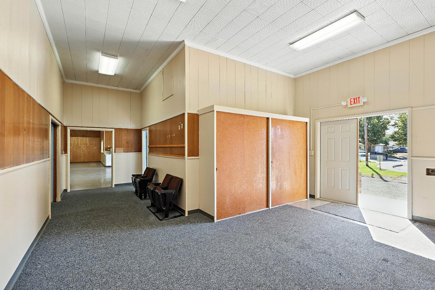 224 Ventura Ave, Chowchilla, CA 93610