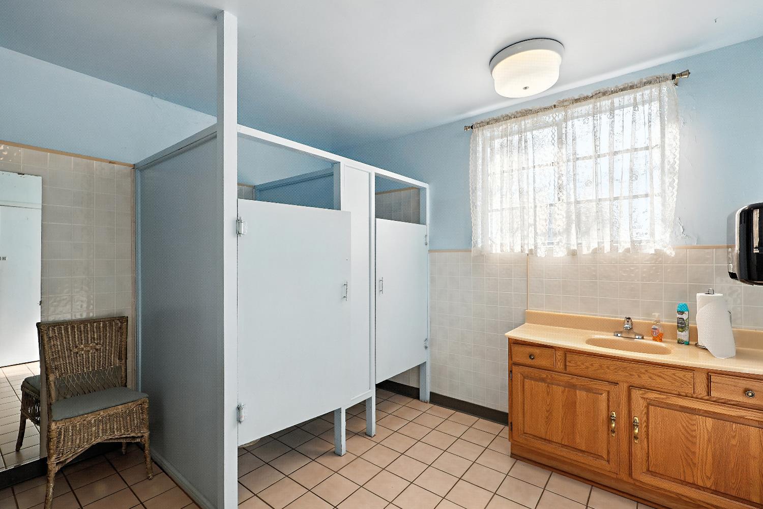 224 Ventura Ave, Chowchilla, CA 93610