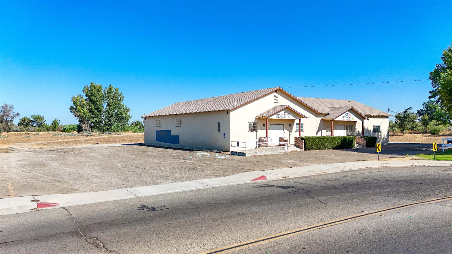 224 Ventura Ave, Chowchilla, CA 93610