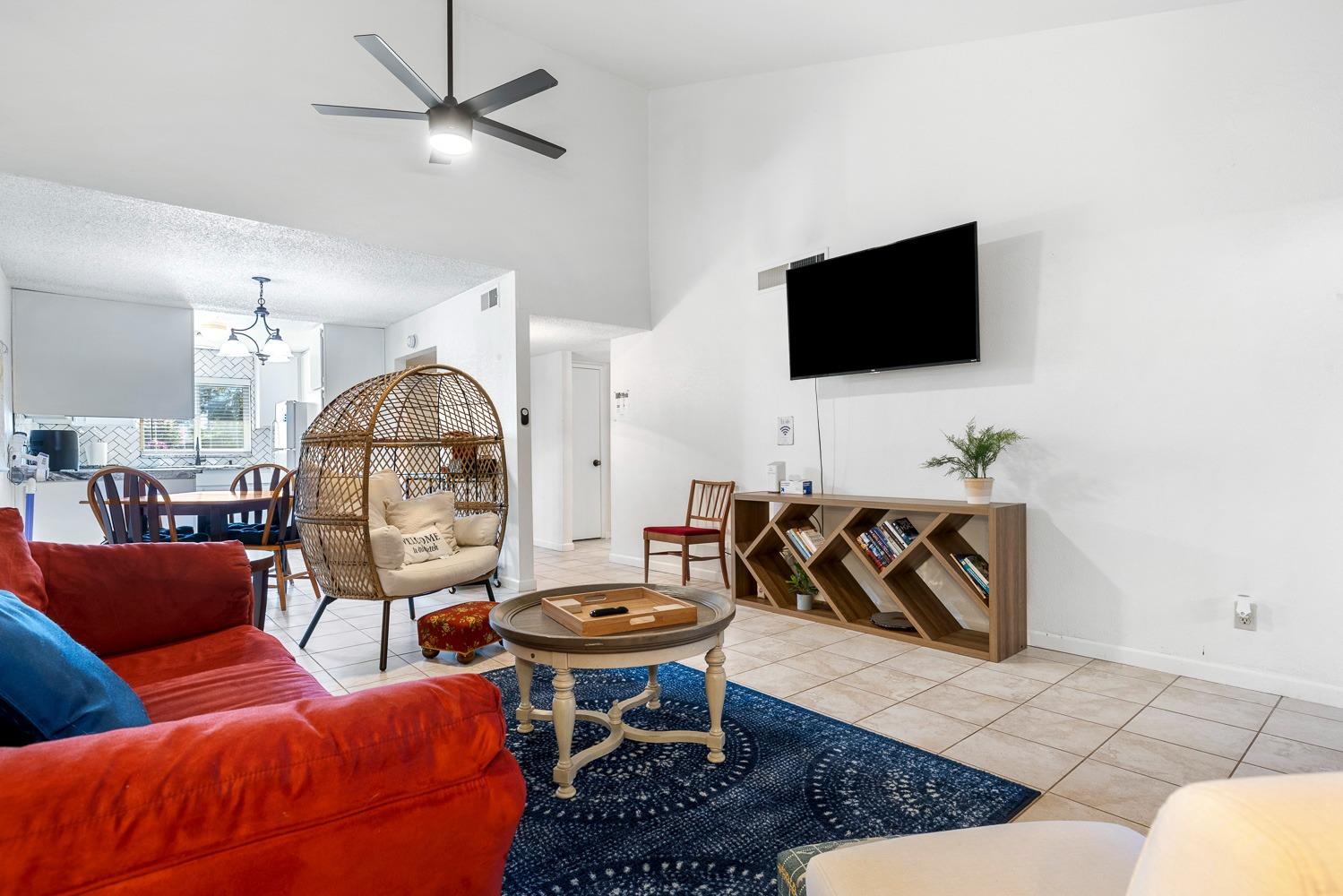 355 W Sierra Ave #106, Fresno, CA 93704