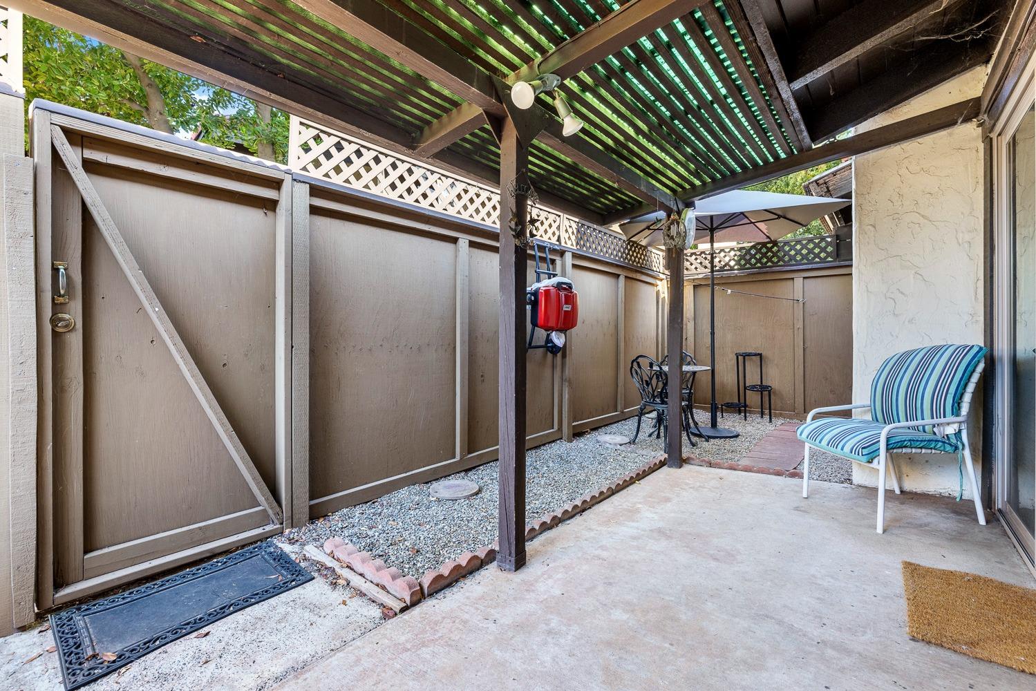 355 W Sierra Ave #106, Fresno, CA 93704