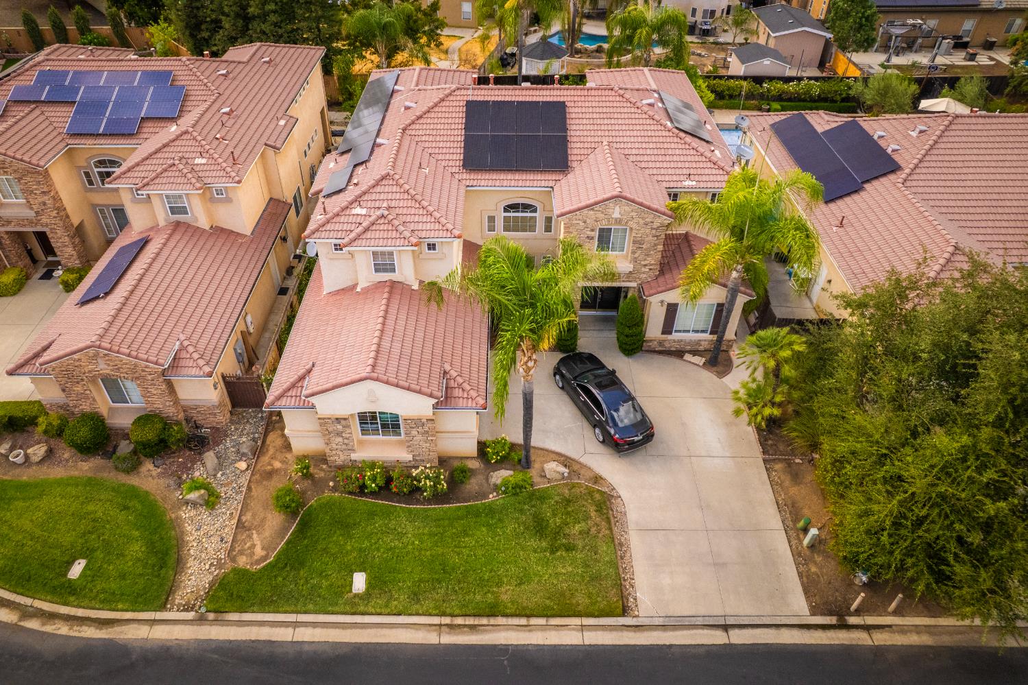 9655 N Willey Ct, Fresno, CA 93720