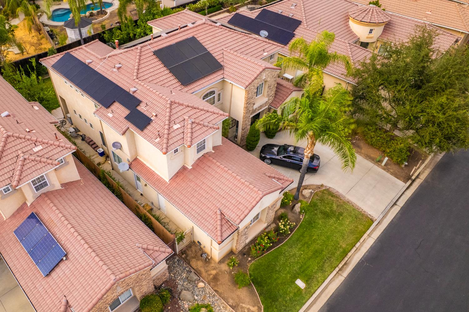 9655 N Willey Ct, Fresno, CA 93720