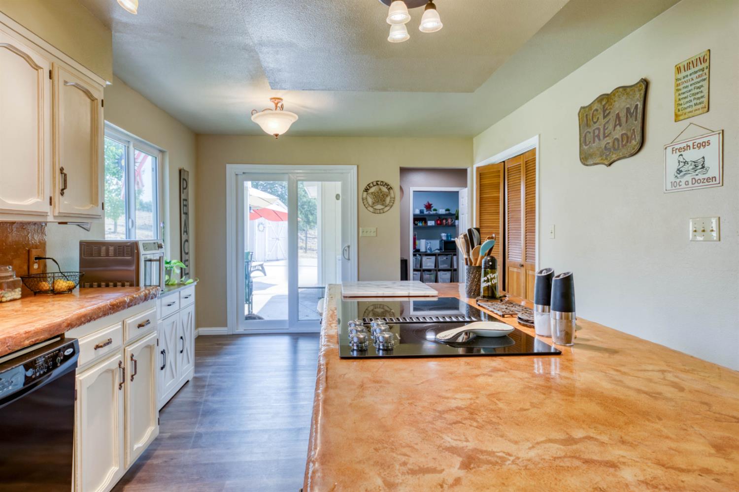 15656 Millerton Rd, Prather, CA 93651